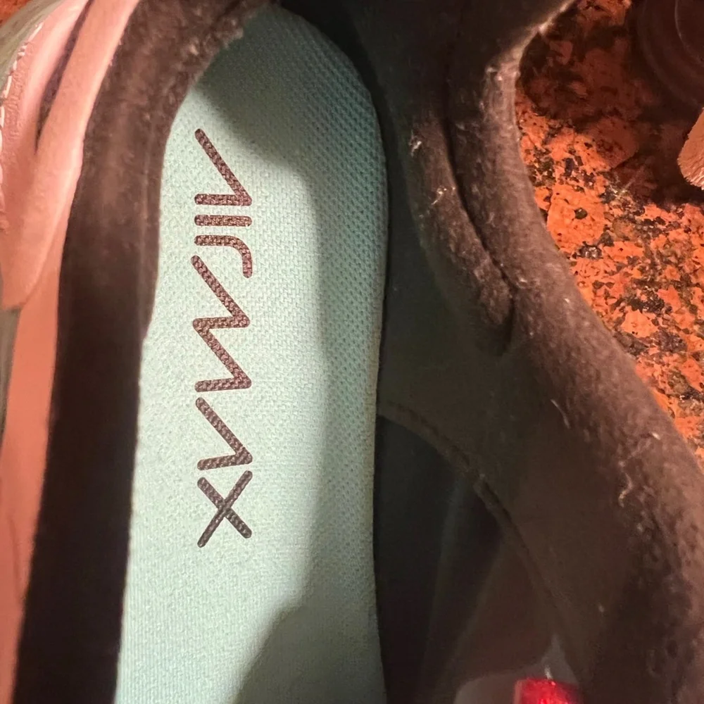 Nike, AIR270 size 9.5 - Picture 4 of 8